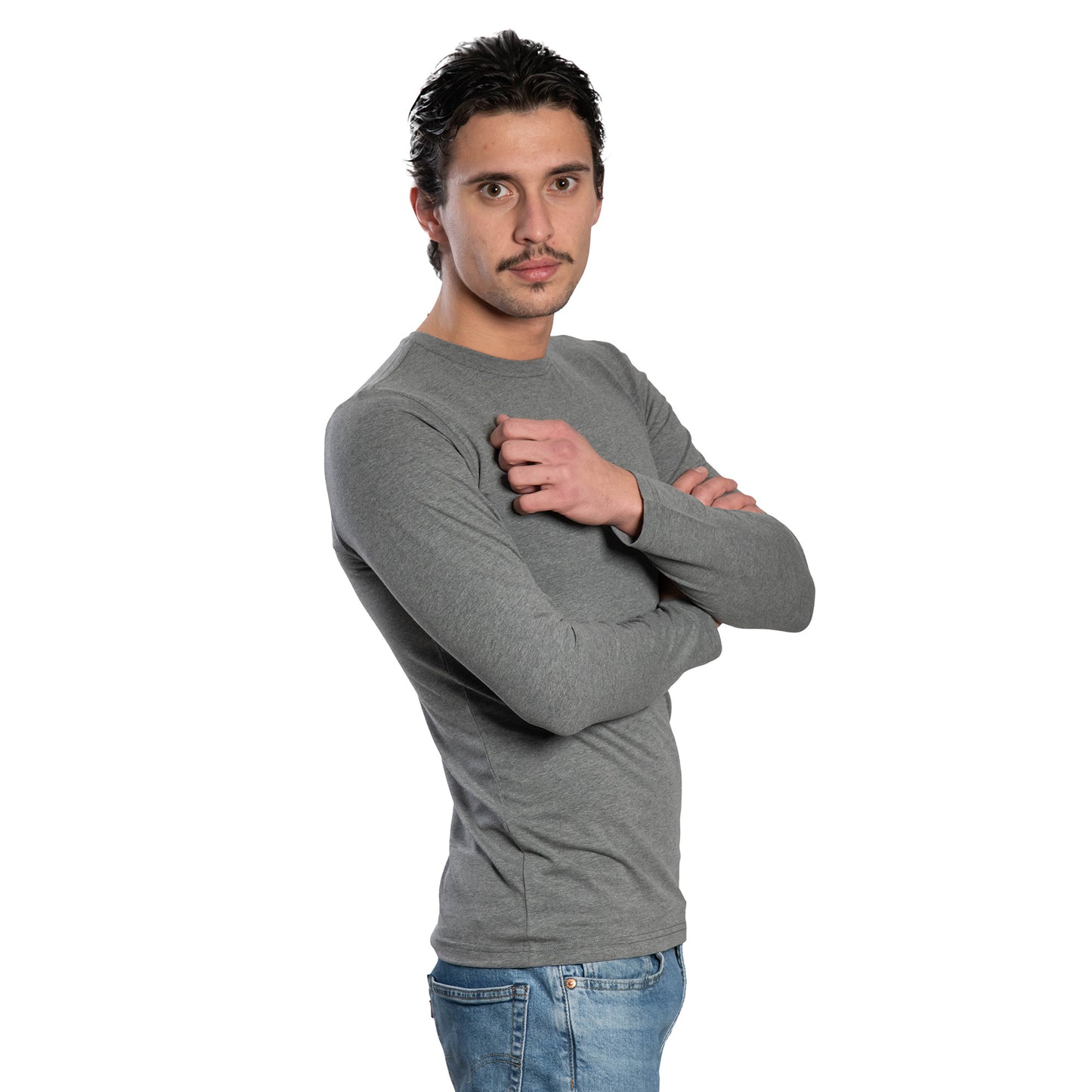 Мъжка  тениска с дълъг ръкав обло деколте